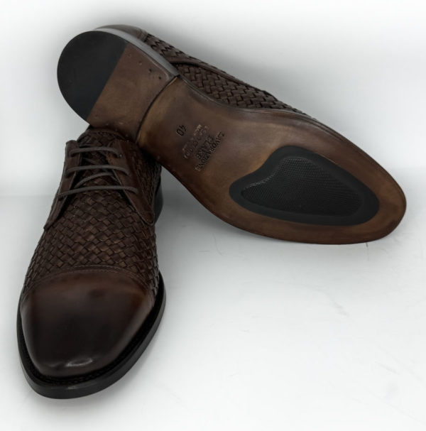 men's woven shoe